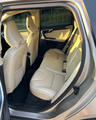 Volvo XC 60 cena 58900 przebieg: 299100, rok produkcji 2011 z Będzin małe 79